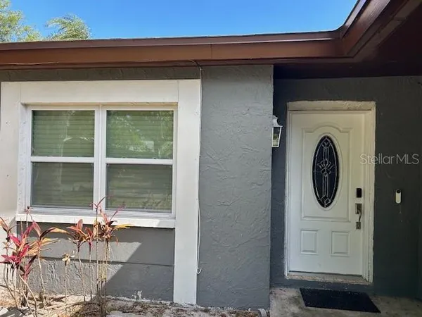 $2,600 | 6427 109th Avenue, Pinellas Park, FL 33782