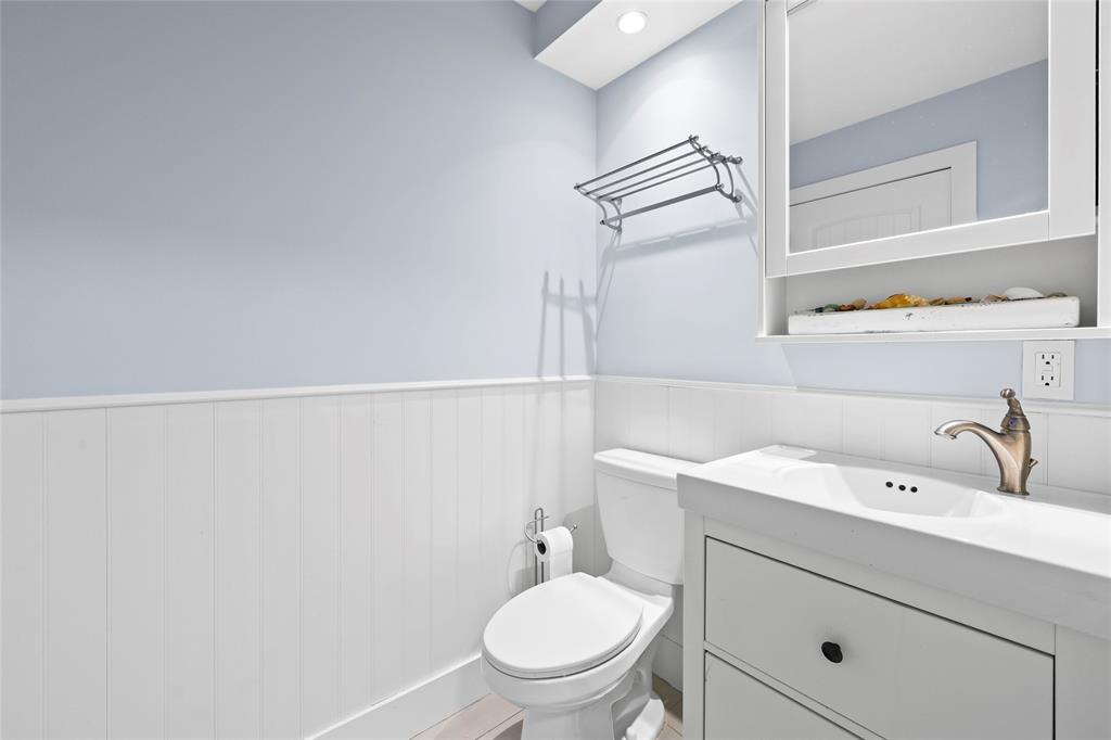 3937 Arelia Drive Delray Beach, FL 33445 - Photo 20 of 46 Half Bathroom