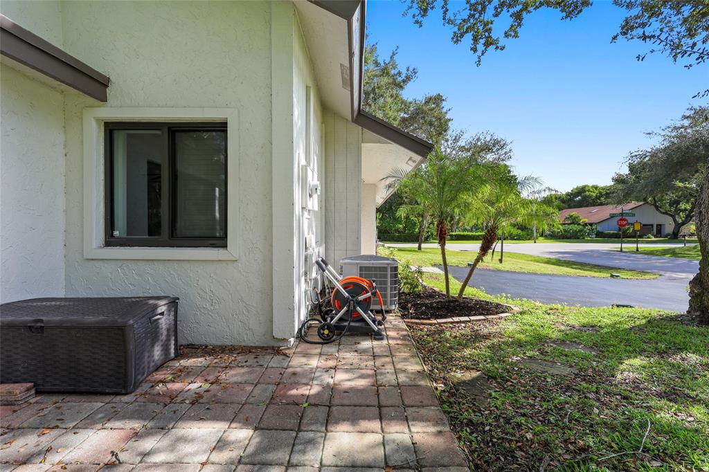 3937 Arelia Drive Delray Beach, FL 33445 - Photo 32 of 46