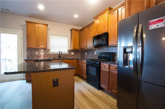 $2,100 | 960 Franklin Mill Trace, Loganville, GA 30052