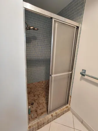 $1,950 | 5300 Washington Street, Unit D301, Hollywood, FL 33021