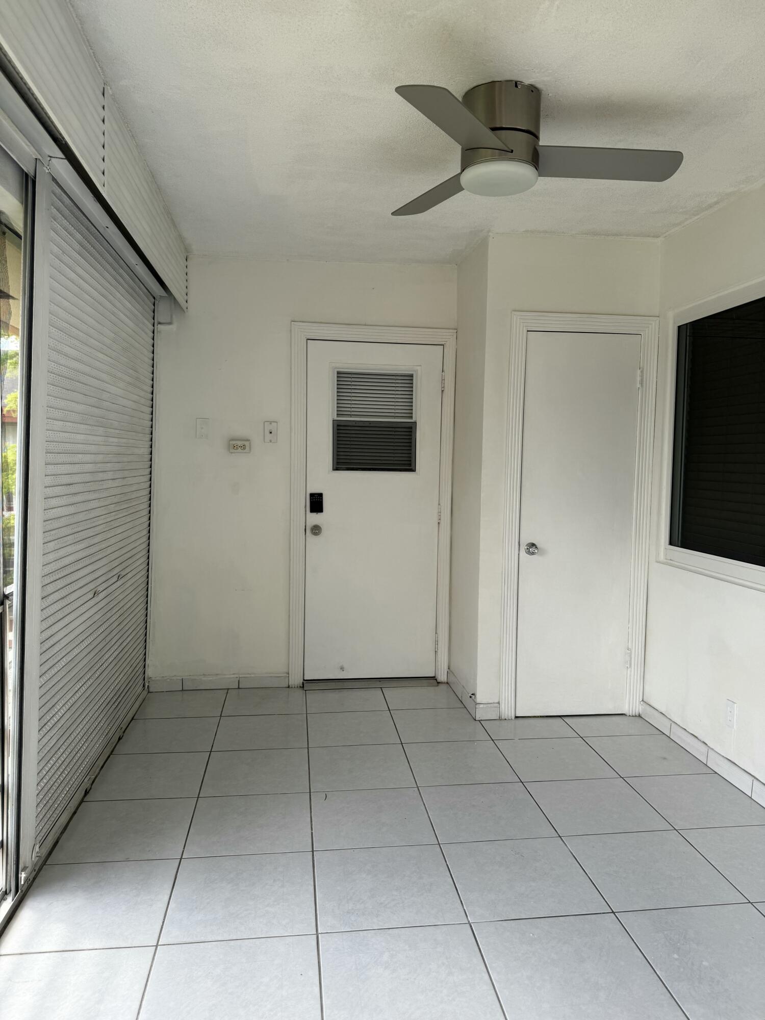 5300 Washington Street, Unit D301 Hollywood, FL 33021 - Photo 22 of 36 IMG_20260407_141726