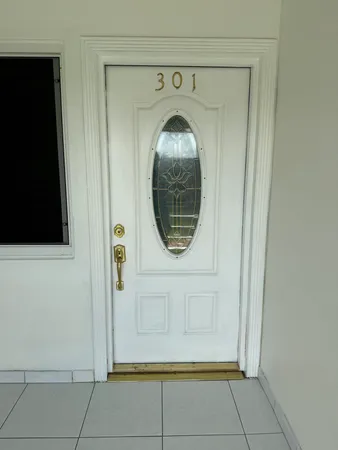 $1,950 | 5300 Washington Street, Unit D301, Hollywood, FL 33021