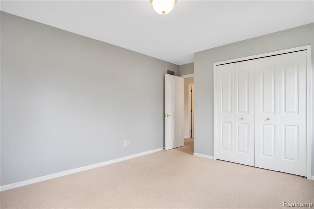 1806 Skyline Drive Rochester Hills, MI 48306 - Photo 41 of 62