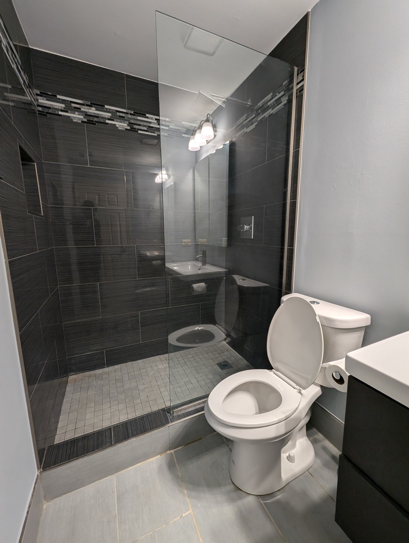1312 McDowell Road, Unit 202 Naperville, IL 60563 - Photo 8 of 35 Gallery Image 8