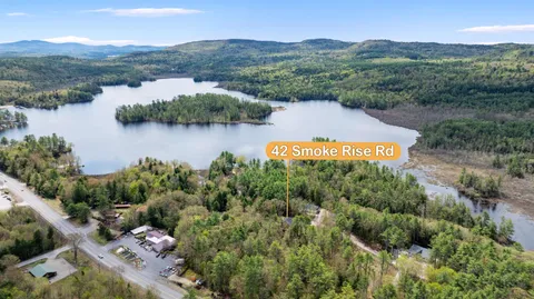 $650,000 | 42 Smoke Rise Road, New Hampton, NH 03256
