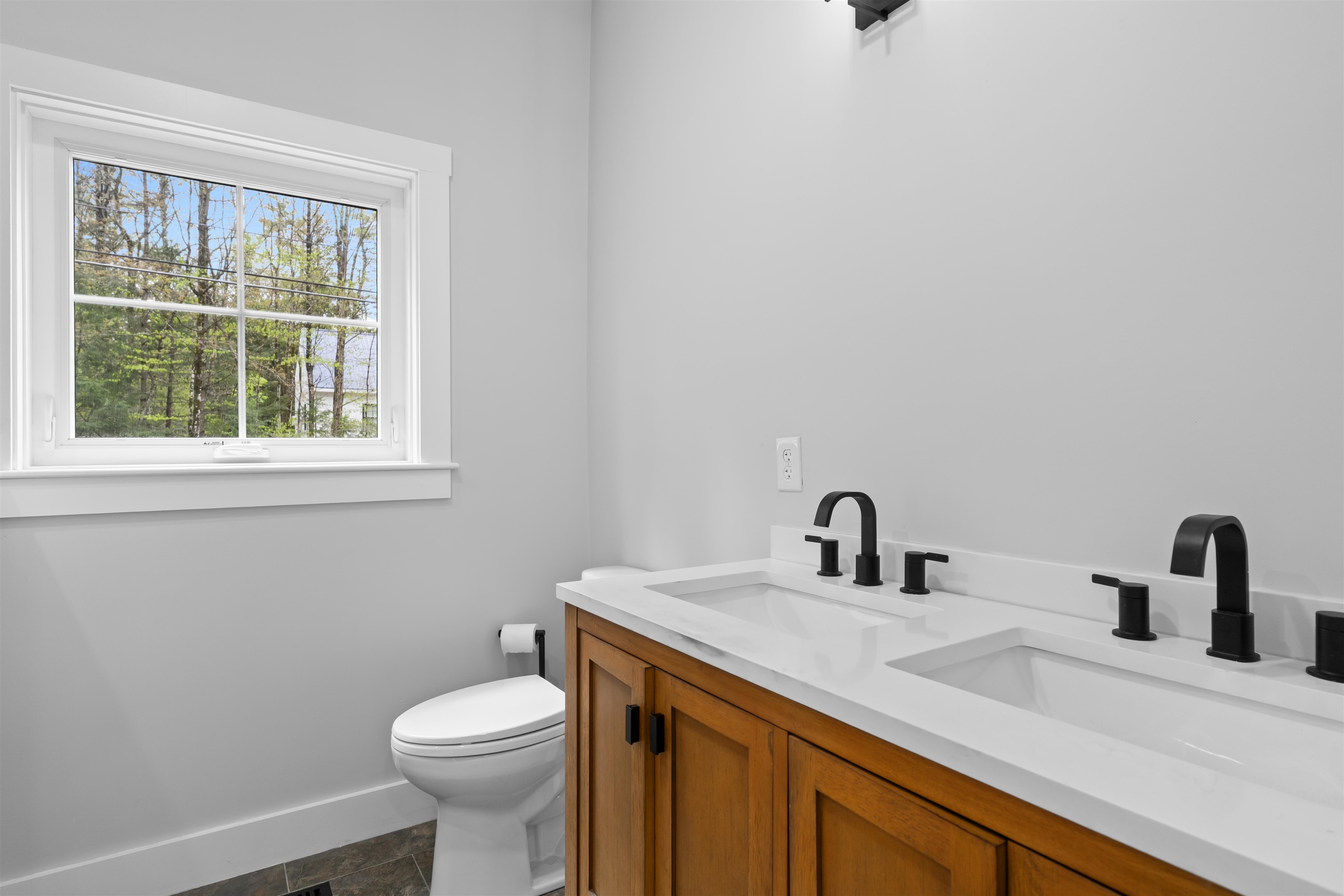 42 Smoke Rise Road New Hampton, NH 03256 - Photo 17 of 49