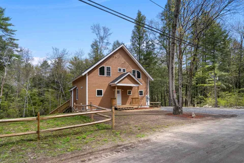 $650,000 | 42 Smoke Rise Road, New Hampton, NH 03256