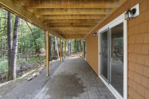 $650,000 | 42 Smoke Rise Road, New Hampton, NH 03256