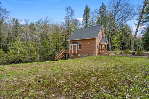 $650,000 | 42 Smoke Rise Road, New Hampton, NH 03256