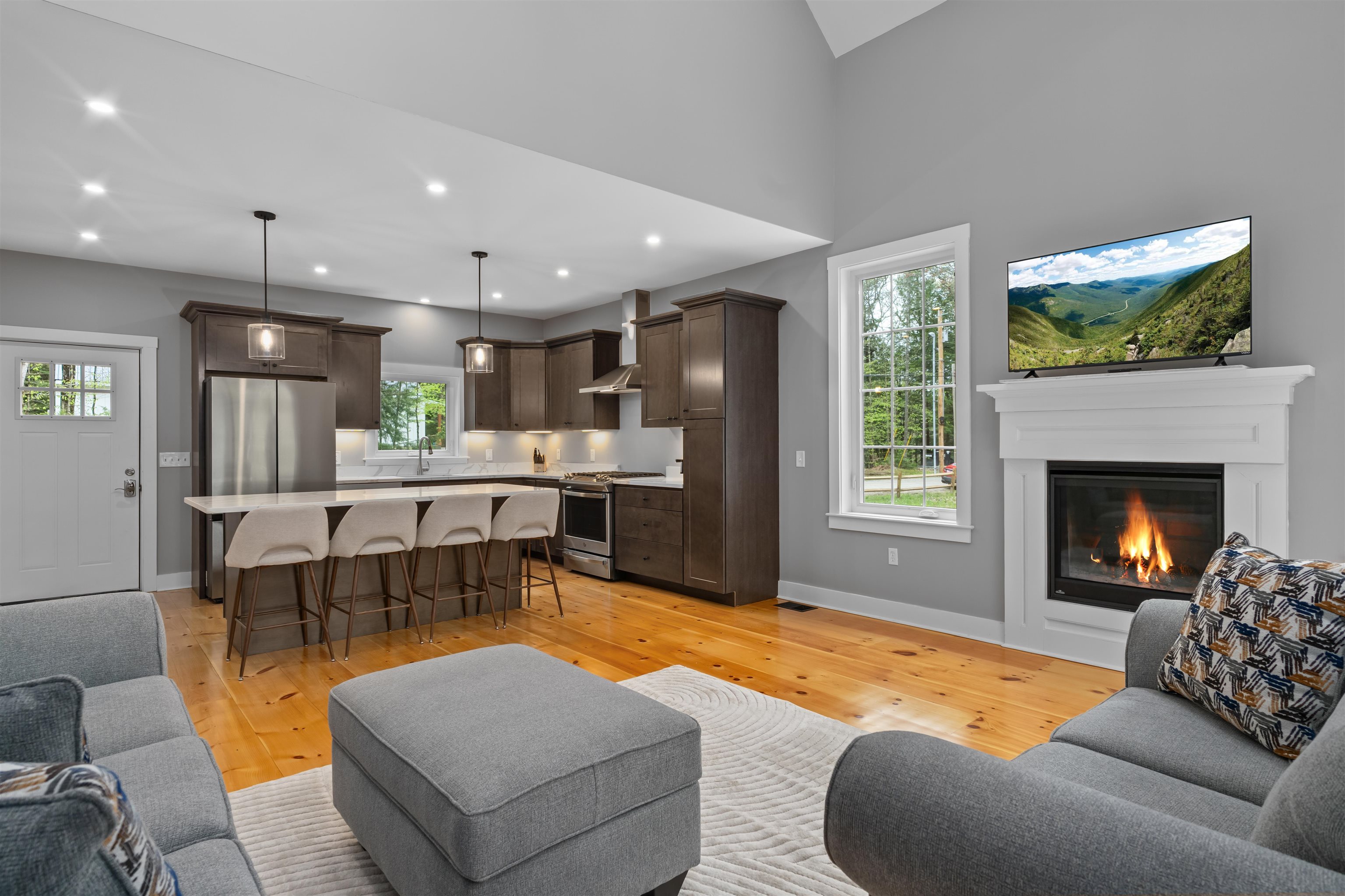 42 Smoke Rise Road New Hampton, NH 03256 - Photo 10 of 49