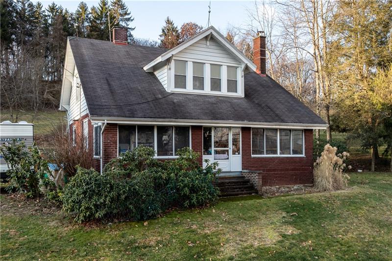 3110 Conway Wallrose Road Baden, PA 15005 - Photo 2 of 24 Gallery Image 2