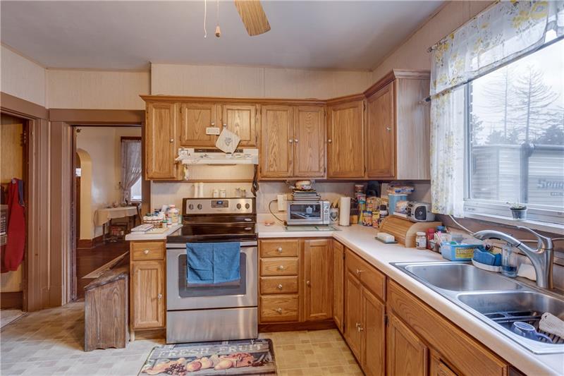 3110 Conway Wallrose Road Baden, PA 15005 - Photo 17 of 24 Gallery Image 17