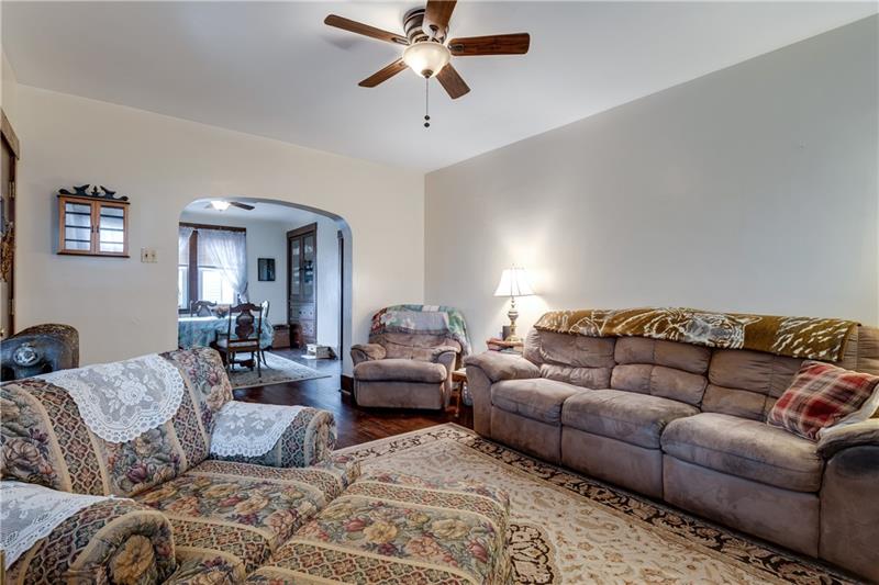 3110 Conway Wallrose Road Baden, PA 15005 - Photo 9 of 24 Gallery Image 9