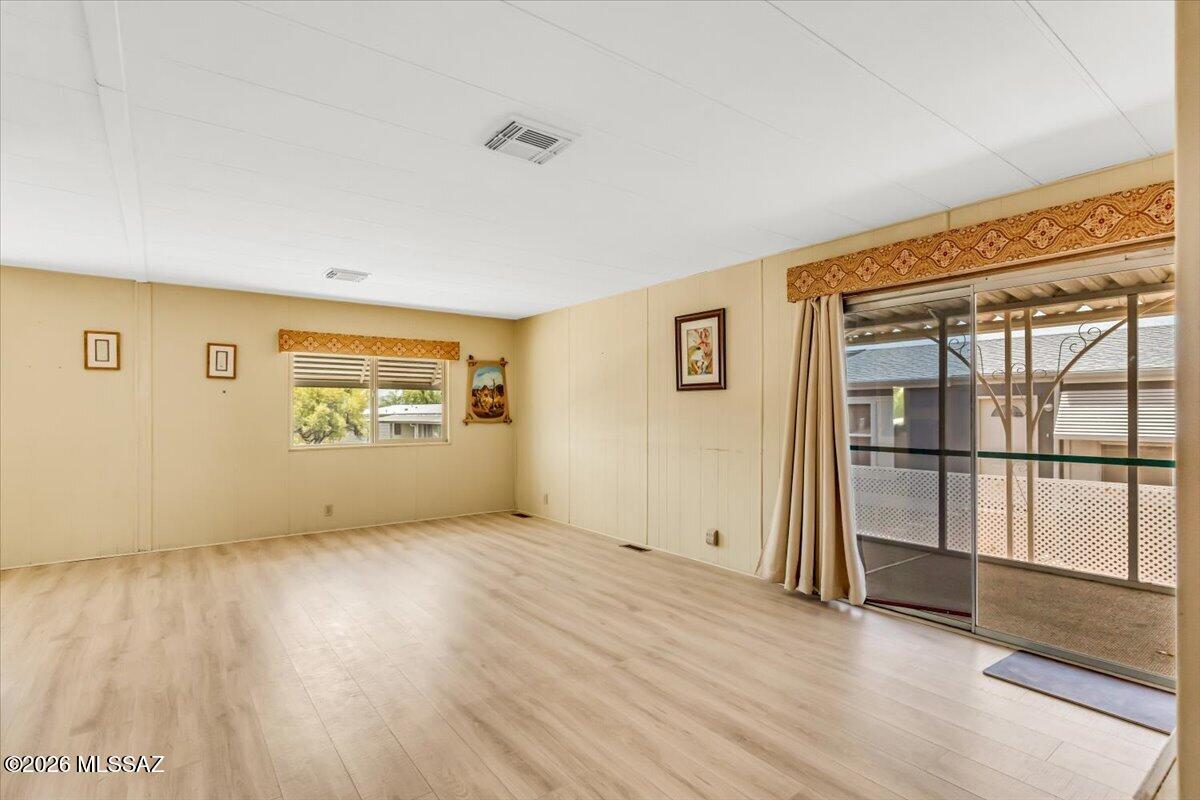5344 West Rafter Cir Street Tucson, AZ 85713 - Photo 7 of 39 Living Room