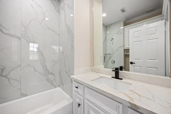$1,298,000 | 1002 Island View Street, League City, TX 77565