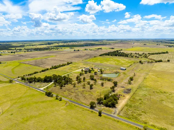$499,990 | 0 Tract 1 Cr, Coupland, TX 78615