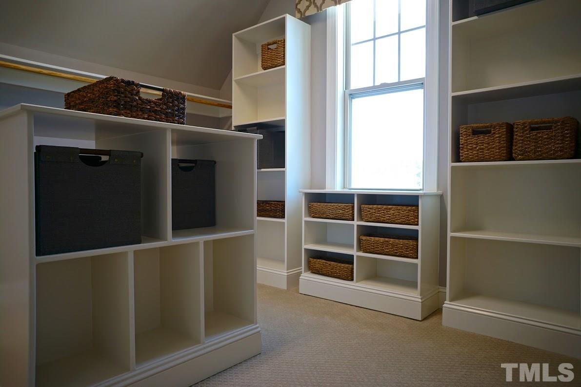 7601 Stonehenge Farm Lane Raleigh, NC 27613 - Photo 17 of 27