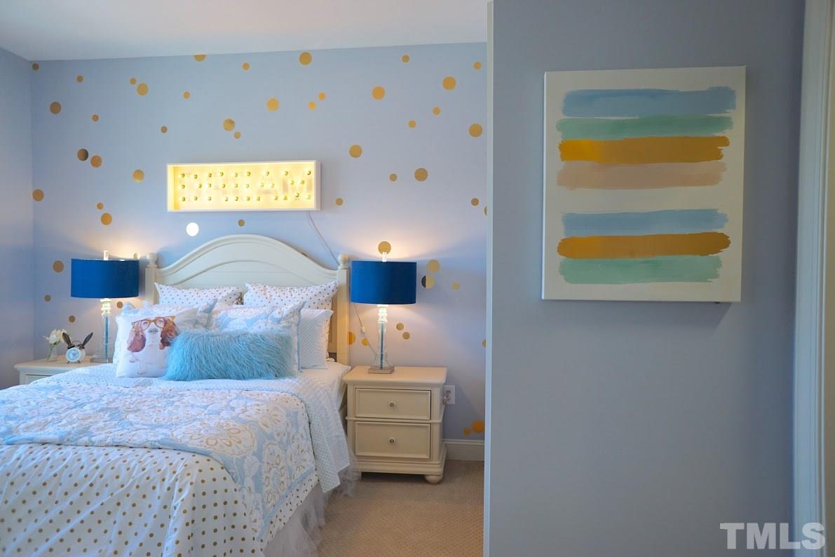 7601 Stonehenge Farm Lane Raleigh, NC 27613 - Photo 23 of 27