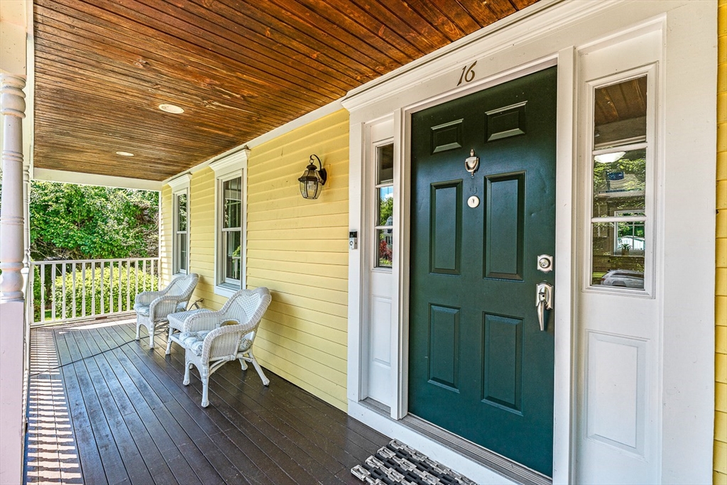 16 South Rindge Avenue Lexington, MA 02420 - Photo 5 of 40 Gallery Image 5