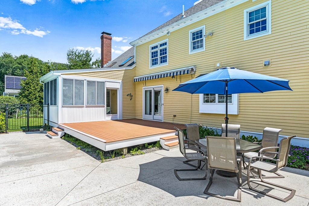 16 South Rindge Avenue Lexington, MA 02420 - Photo 7 of 40 Gallery Image 7