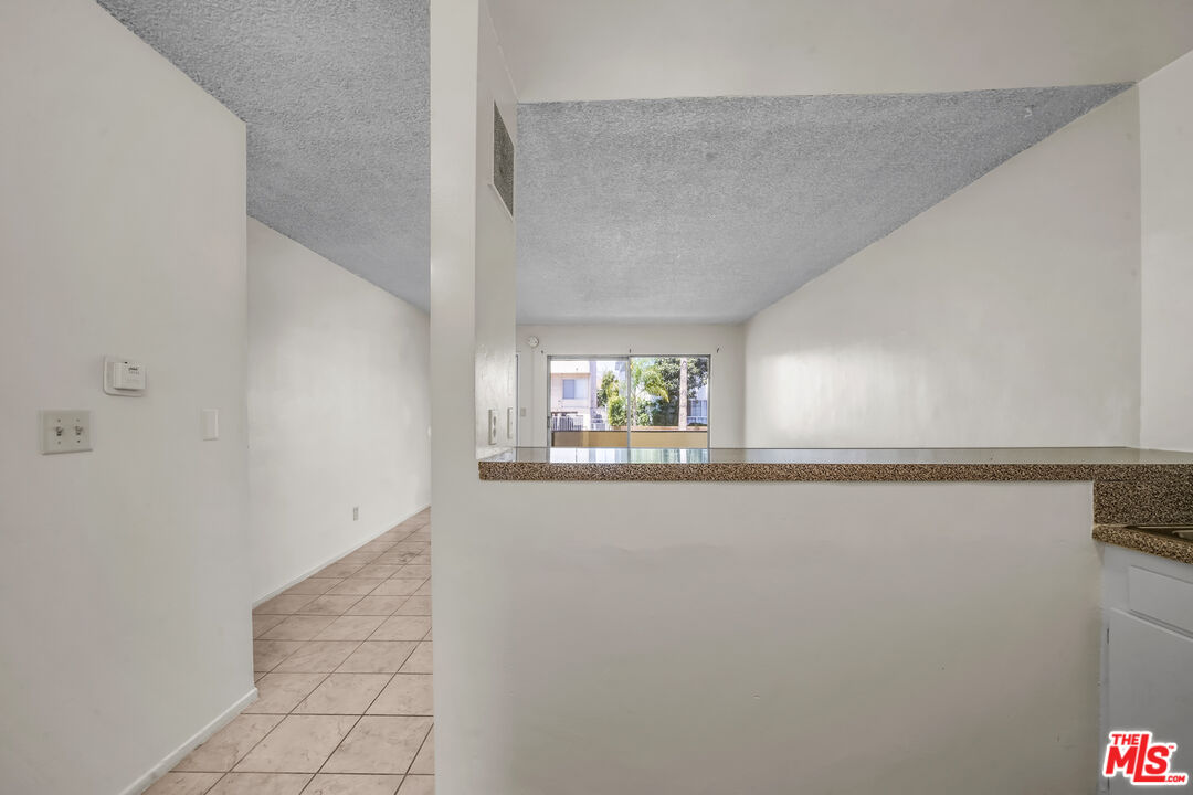 4956 Romaine Street Los Angeles, CA 90029 - Photo 15 of 25 a view of window in an empty room