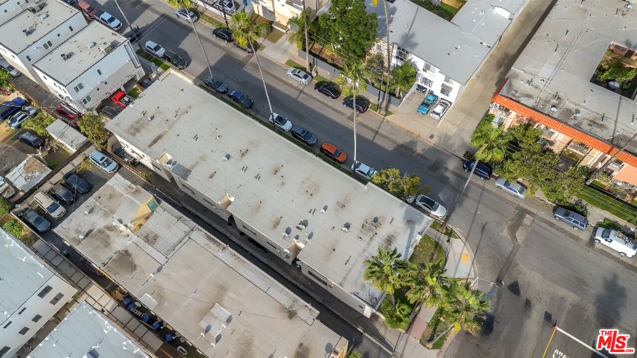4956 Romaine Street Los Angeles, CA 90029 - Photo 23 of 25 a view of building and outdoor space