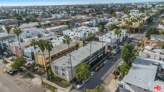 $2,600,000 | 4956 Romaine Street, Los Angeles, CA 90029