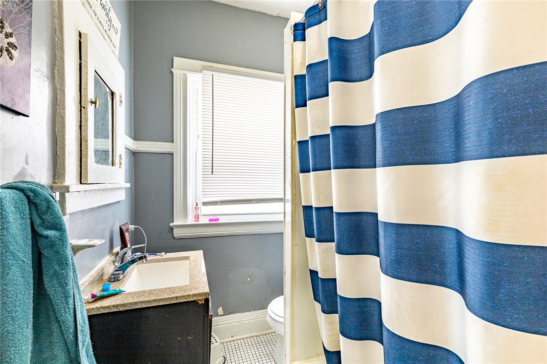 125 Wellington Avenue Rochester, NY 14611 - Photo 16 of 35