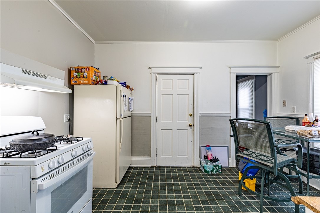 125 Wellington Avenue Rochester, NY 14611 - Photo 23 of 35