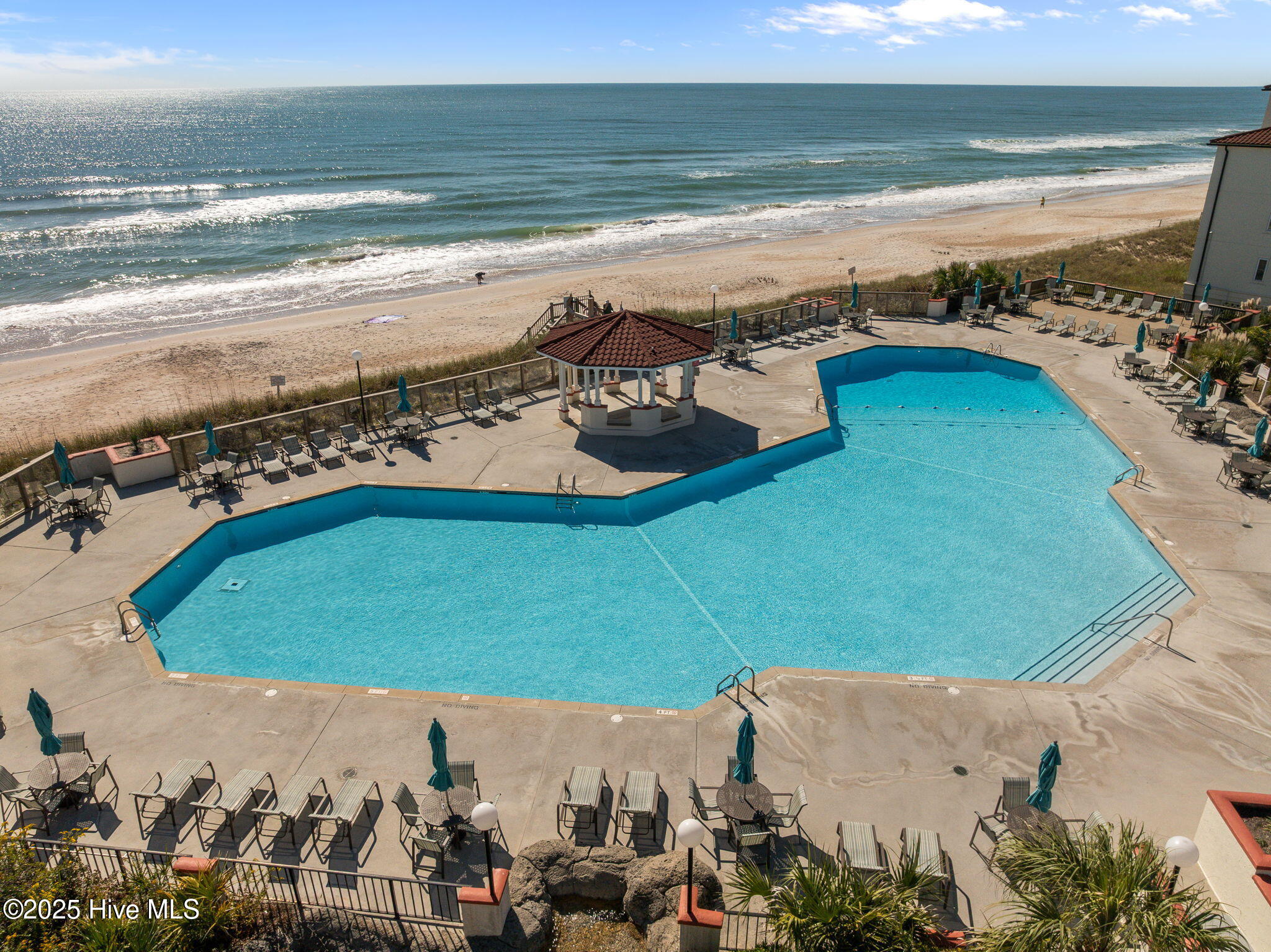 790 New River Inlet Road, Unit 104B North Topsail Beach, NC 28460 - Photo 33 of 57 35-web-or-mls-32