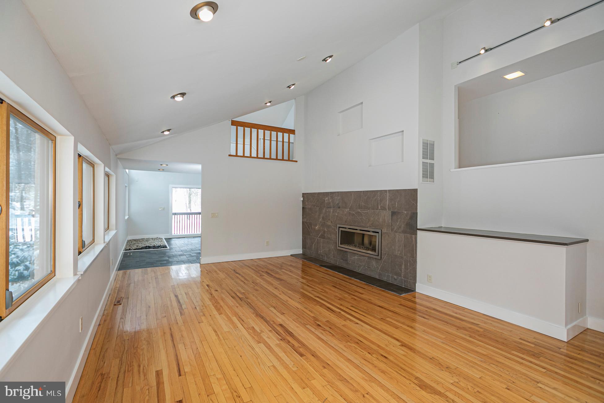 641 Lawrenceville Road Princeton, NJ 08540 - Photo 4 of 28 Gallery Image 4