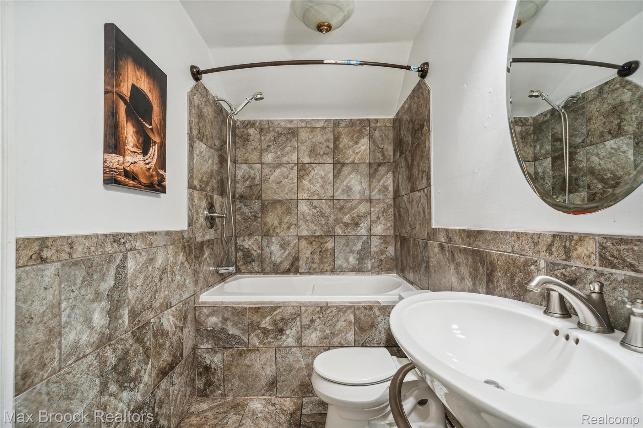521 Barnes Lake Road Columbiaville, MI 48421 - Photo 18 of 27 Gallery Image 18