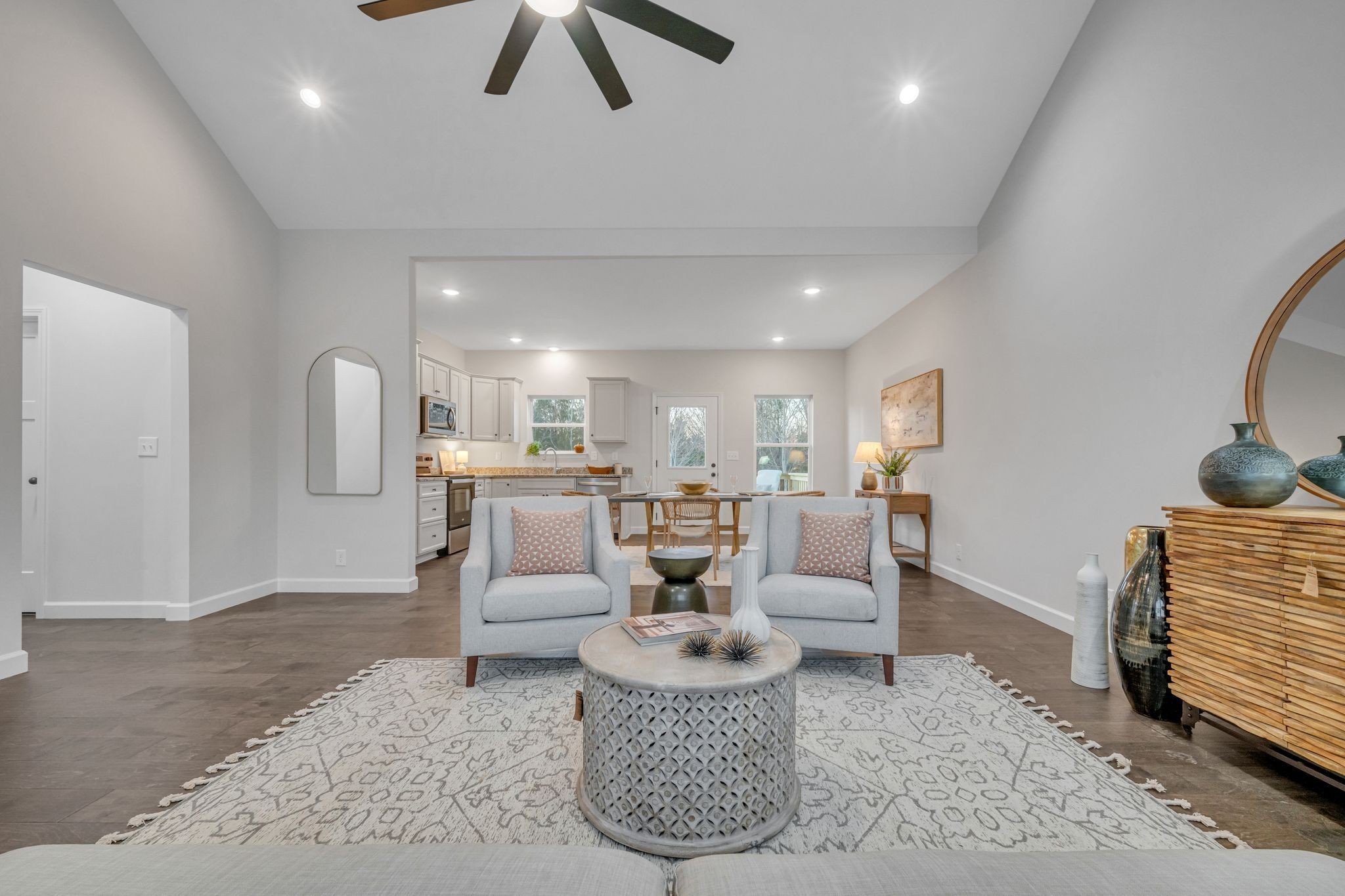 1732 Columbia Road Charlotte, TN 37036 - Photo 9 of 34 Gallery Image 9