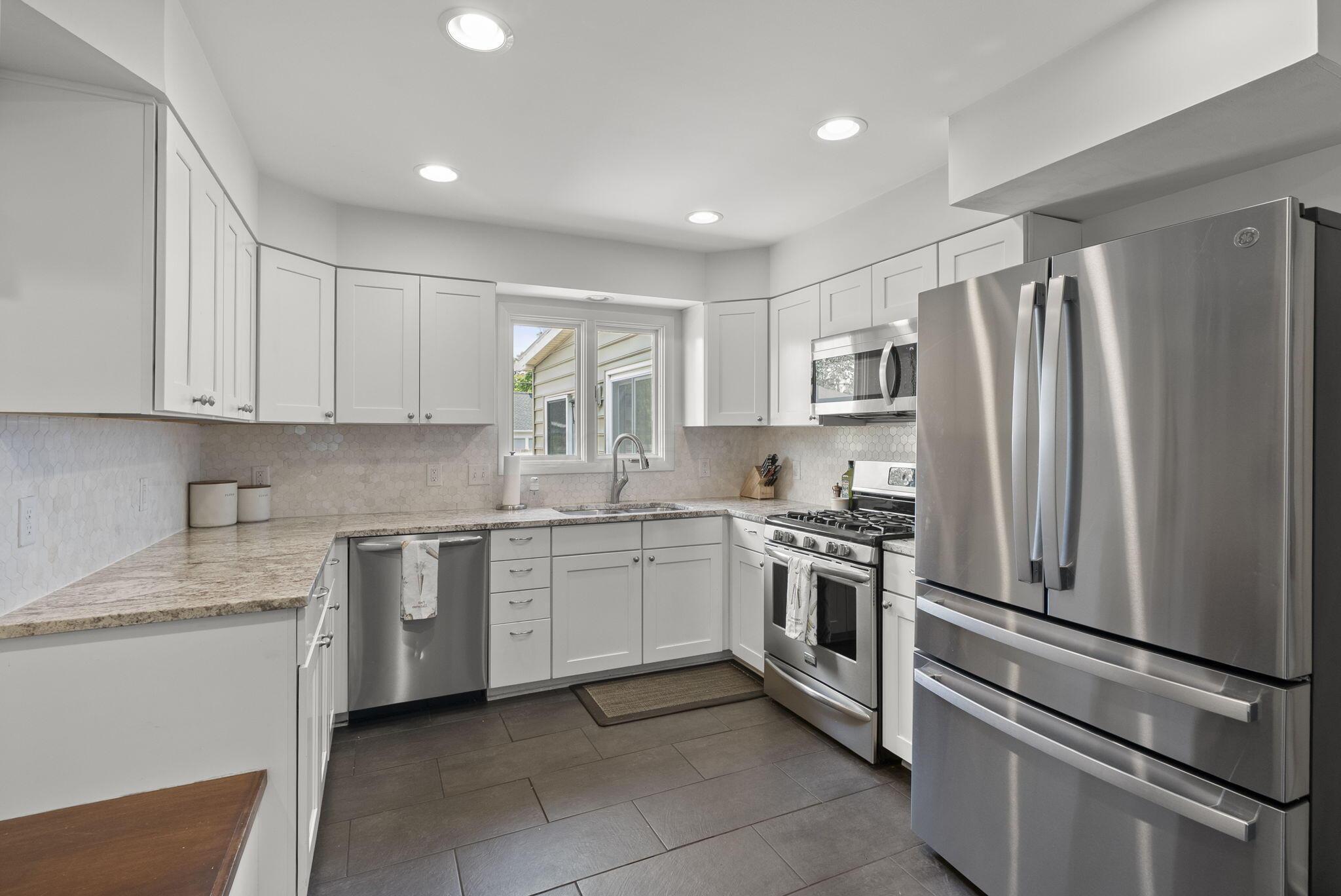 3956 Mountview Road Upper Arlington, OH 43220 - Photo 20 of 85 Kitchen