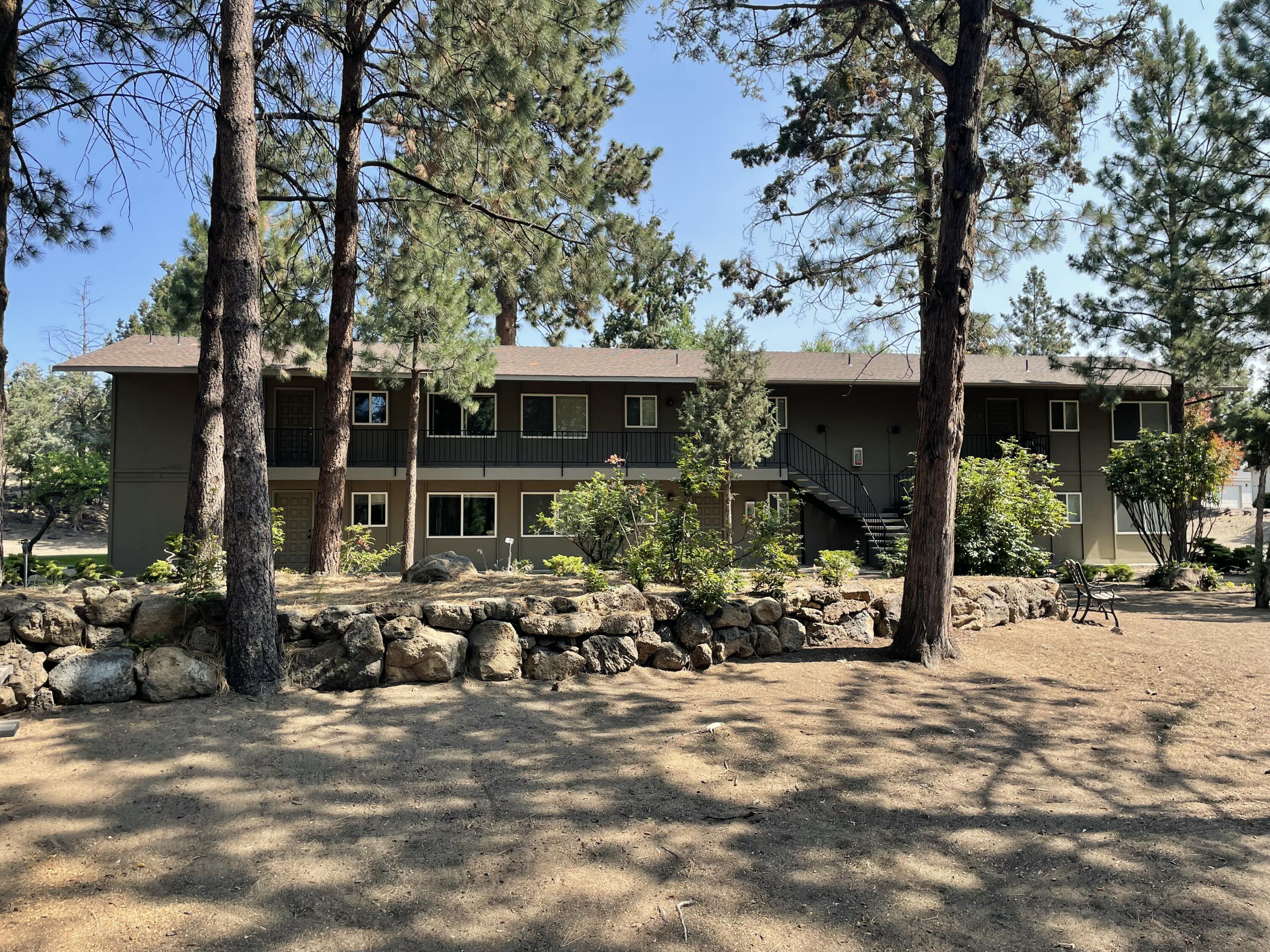 1000 Northeast Butler Market Road, Unit 1 Bend, OR 97701 - Photo 10 of 11 IMG_7260 - Copy