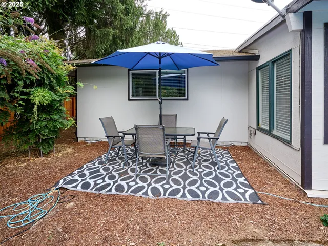 $519,000 | 28502 Highway 213, Molalla, OR 97038