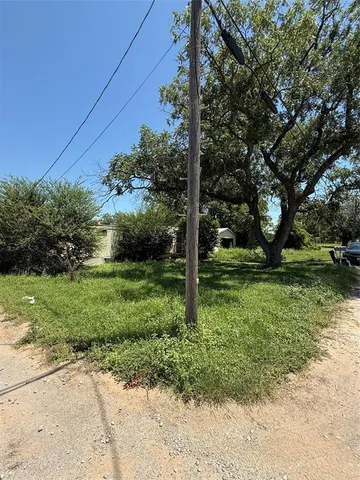 $36,000 | 601 East Walcott Avenue, Comanche, TX 76442