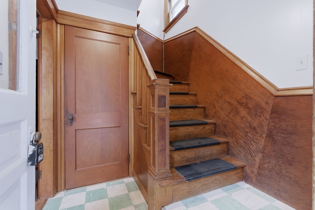 7 3rd Avenue Dudley, MA 01571 - Photo 14 of 42 a view of entryway