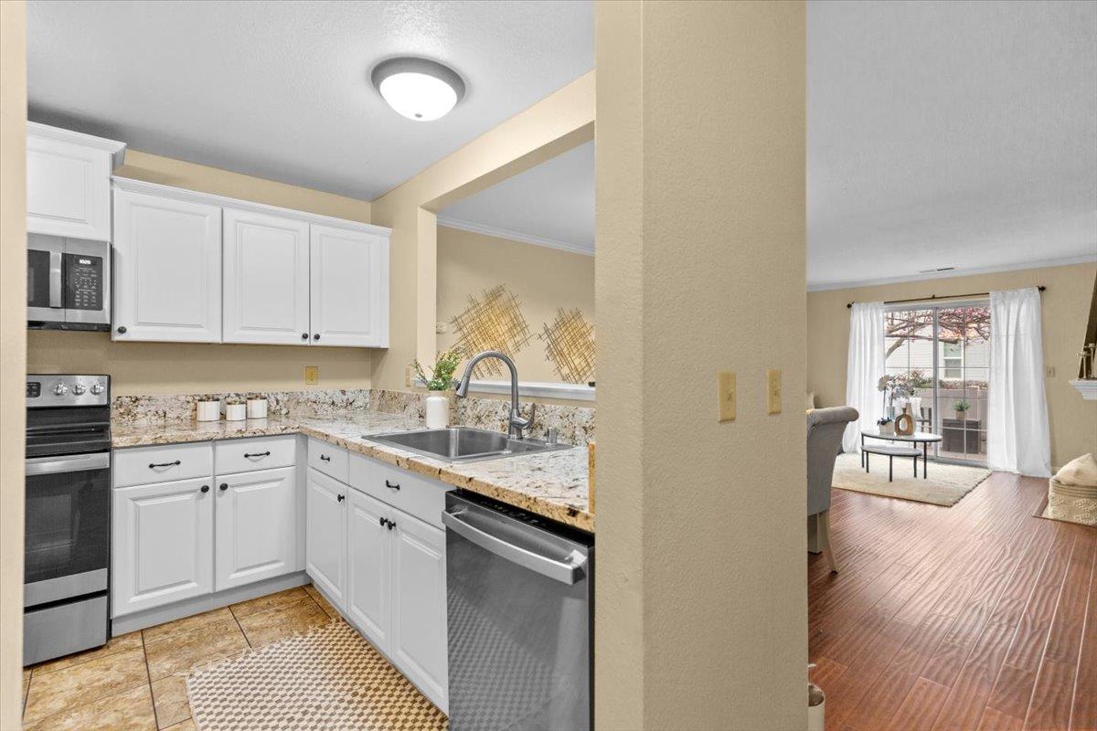 2400 Eilers Lane, Unit 1501 Lodi, CA 95242 - Photo 3 of 46