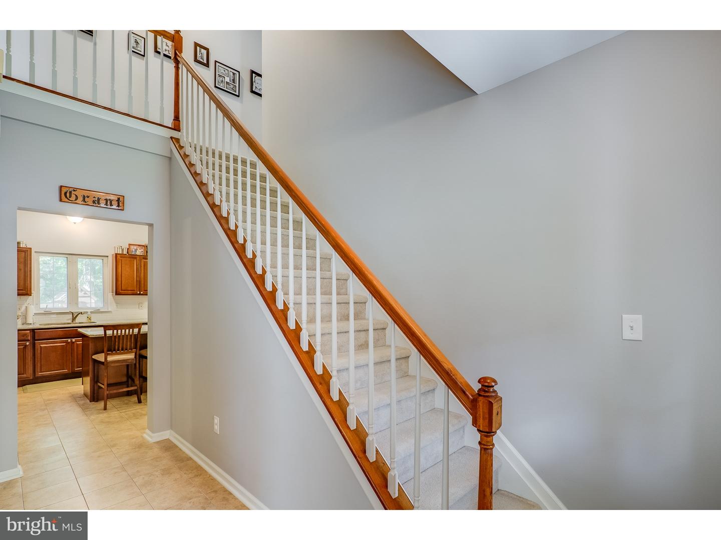 110 Michaels Lane Newark, DE 19713 - Photo 11 of 22 Foyer