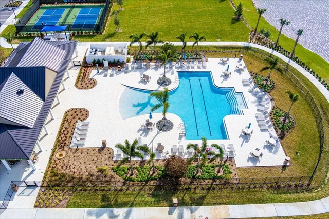 a picture of a table and chairs in the patio