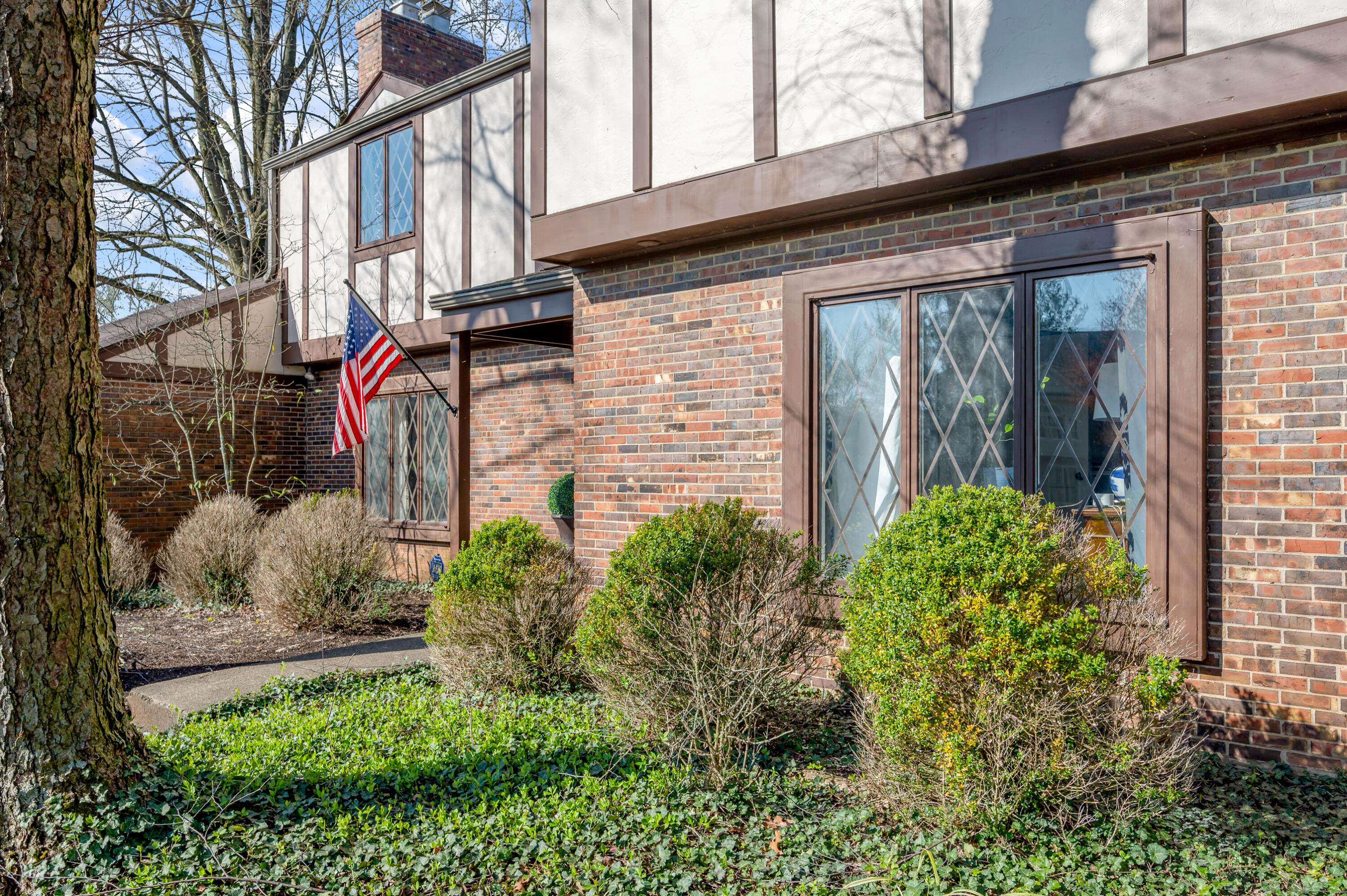 921 Chinoe Road Lexington, KY 40502 - Photo 5 of 14 TDB_3768