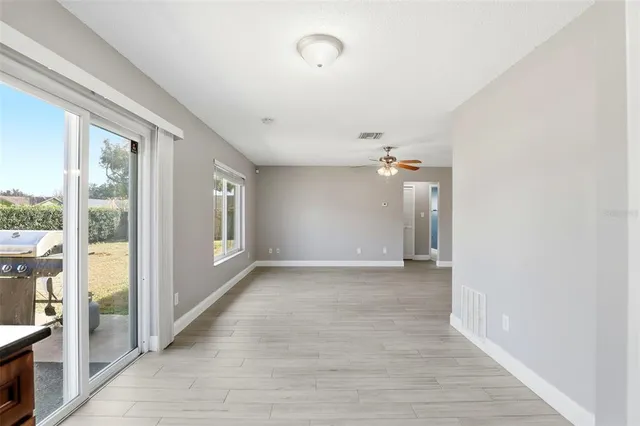 $2,100 | 2701 Carlisle Avenue, Orlando, FL 32826