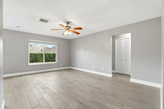 $2,100 | 2701 Carlisle Avenue, Orlando, FL 32826