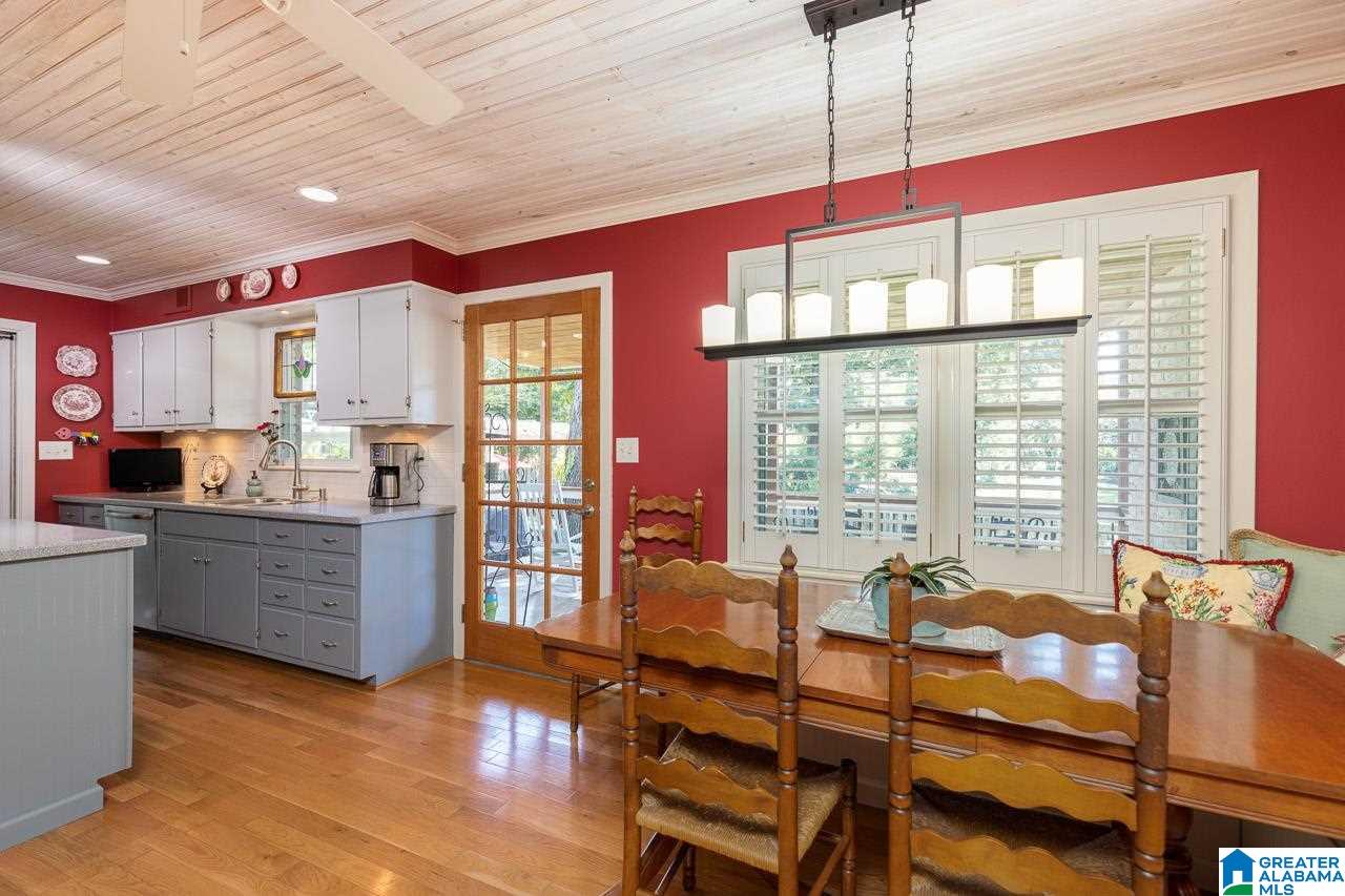 1813 Cornwall Road Birmingham, AL 35226 - Photo 7 of 40