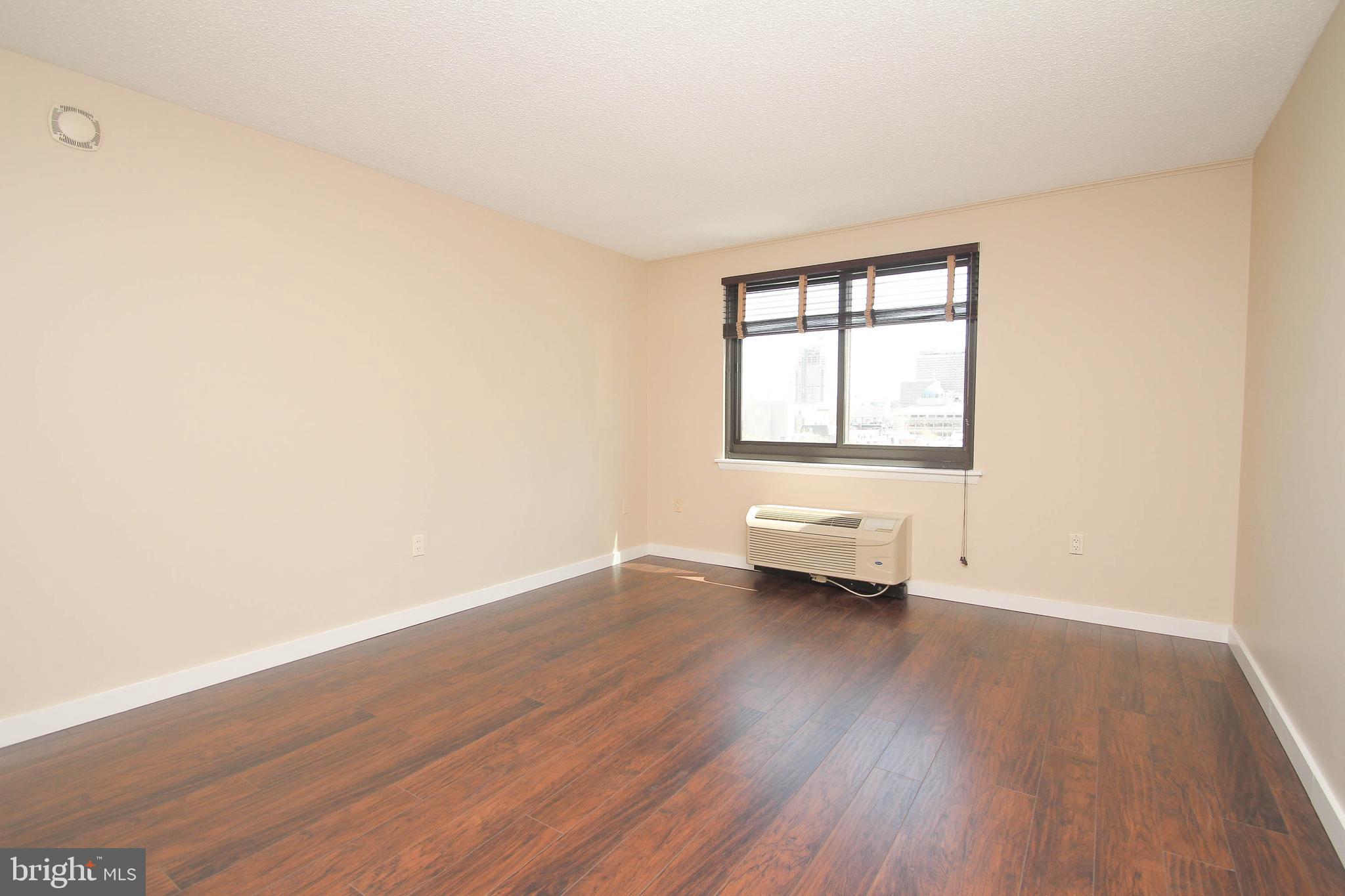 2201 Cherry Street, Unit 801 Philadelphia, PA 19103 - Photo 23 of 33