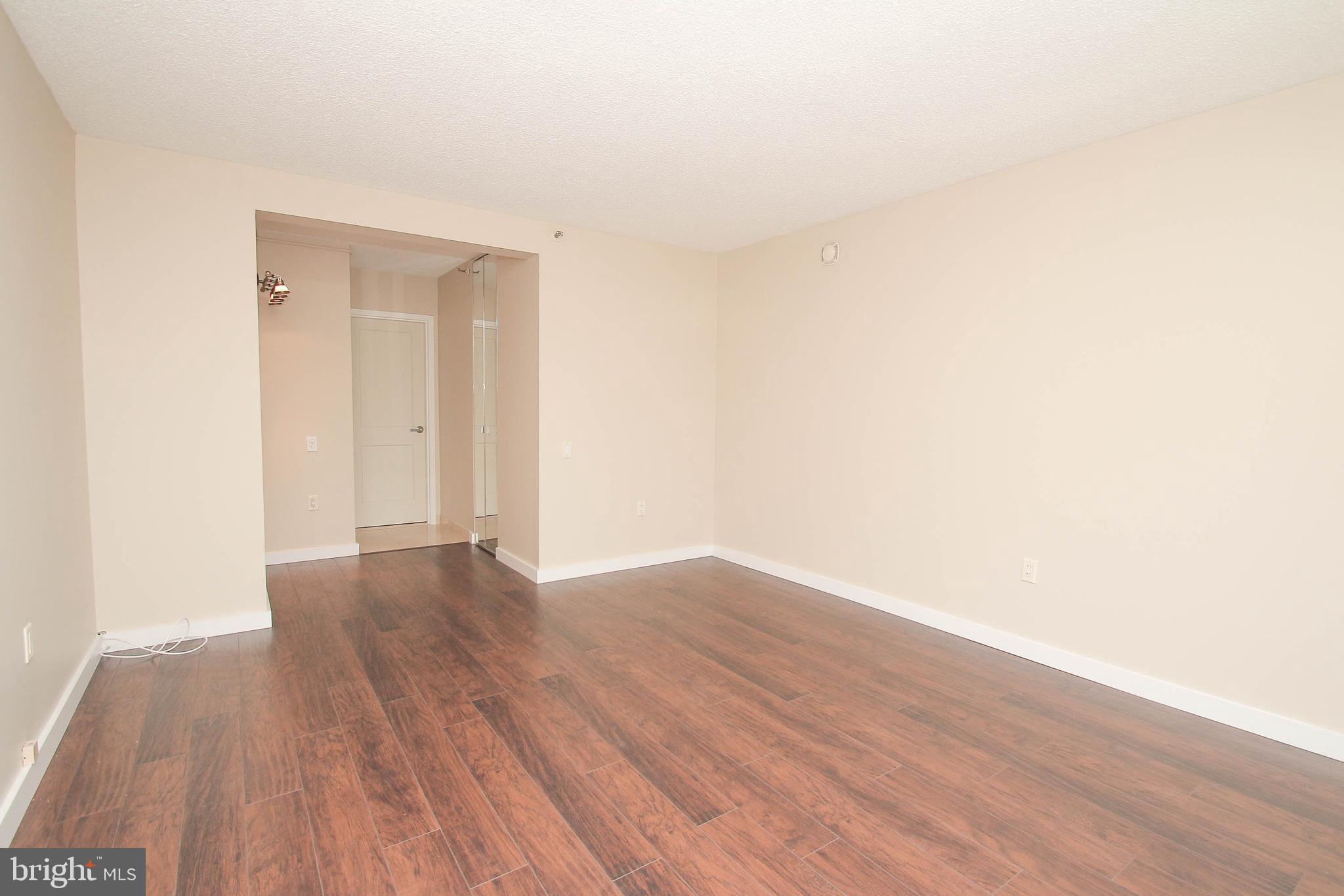 2201 Cherry Street, Unit 801 Philadelphia, PA 19103 - Photo 24 of 33