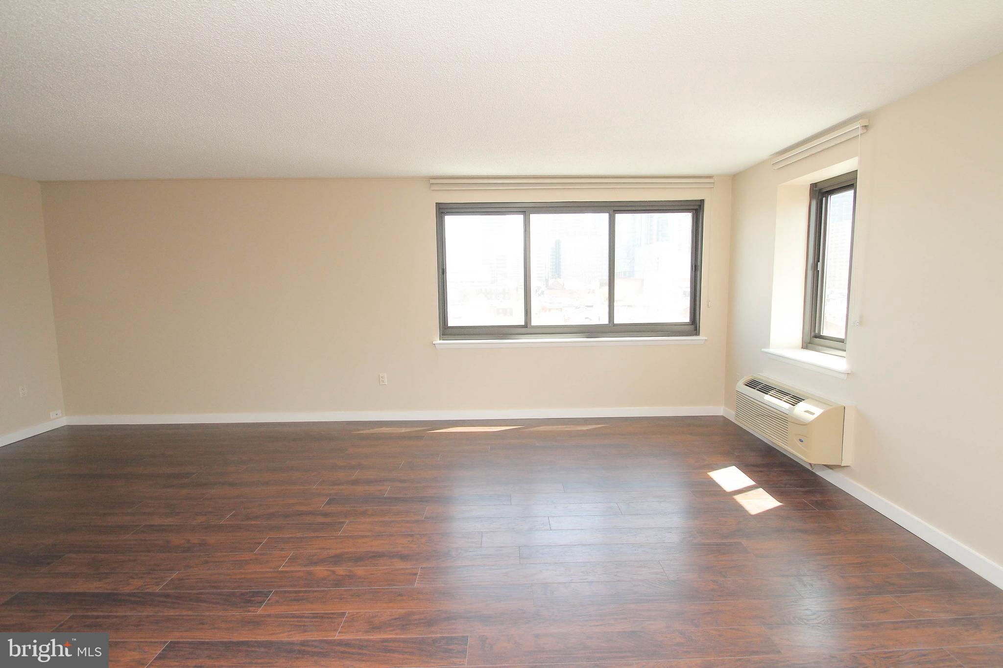 2201 Cherry Street, Unit 801 Philadelphia, PA 19103 - Photo 9 of 33