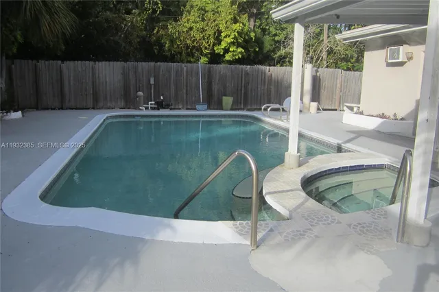 $1,399 | 2019 Fletcher Street, Unit 2, Hollywood, FL 33020